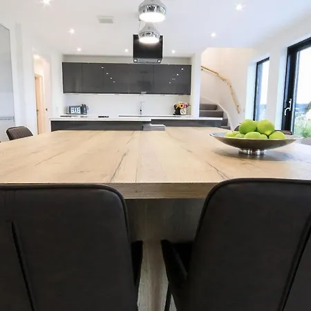 Black Barn Skye - Contemporary 3 Bed / 4 Bath Home Broadford  Exterior foto