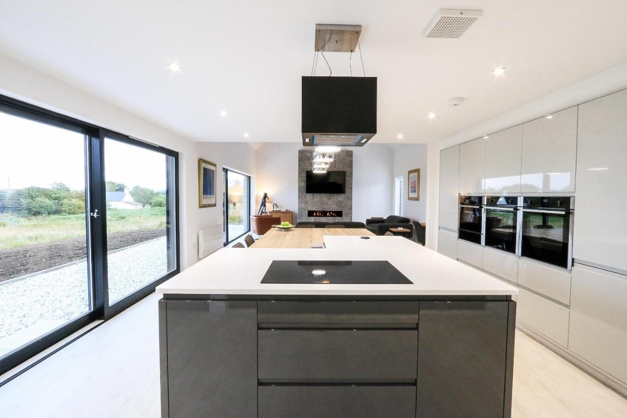 Black Barn Skye - Contemporary 3 Bed / 4 Bath