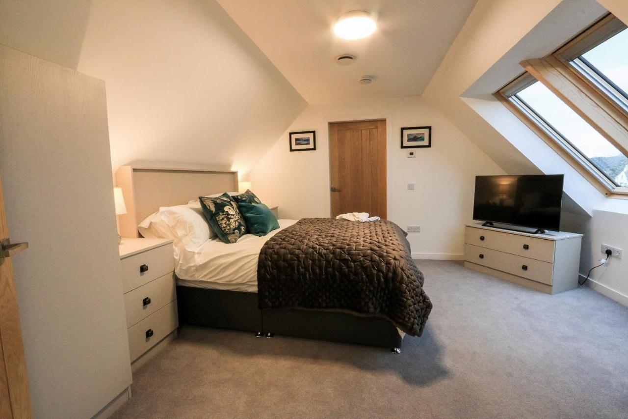 Black Barn Skye - Contemporary 3 Bed / 4 Bath * Broadford (Isle of Skye)